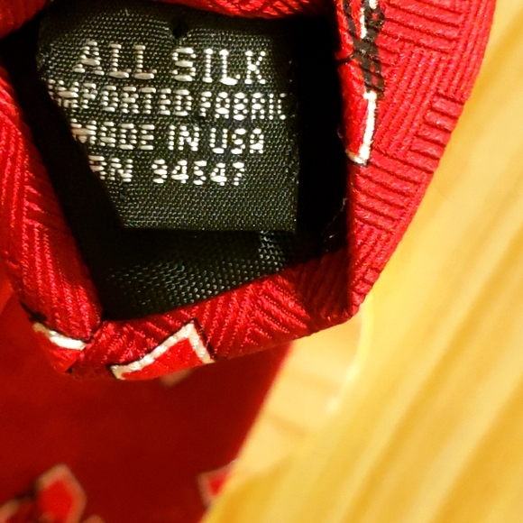 NEBRASKA MERGE LEFT RED WHITE BLACK "N" LOGO REPEAT SILK NECKTIE TIE Made In USA - Picture 8 of 11